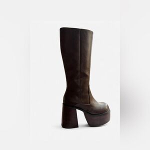 SOLD dELiA*s Rich Brown Platform Boots